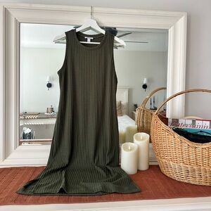 Nine West Olive Green Ribbed Sleeveless Maxi Dress